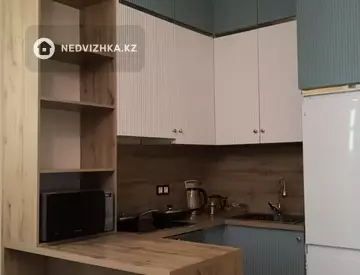 2-комнатная квартира, этаж 2 из 10, 45 м²