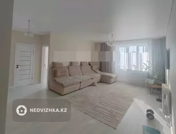 4-комнатная квартира, этаж 6 из 12, 100 м²