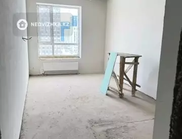 2-комнатная квартира, этаж 7 из 9, 64 м²