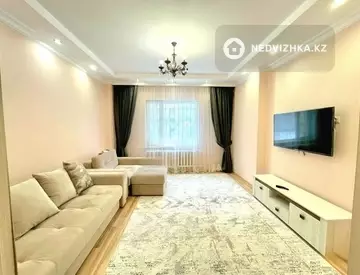 2-комнатная квартира, этаж 1 из 12, 63 м²