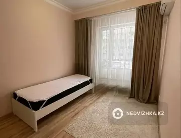 2-комнатная квартира, этаж 1 из 12, 63 м²