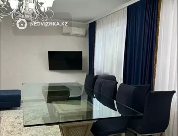 4-комнатная квартира, этаж 3 из 14, 142 м²