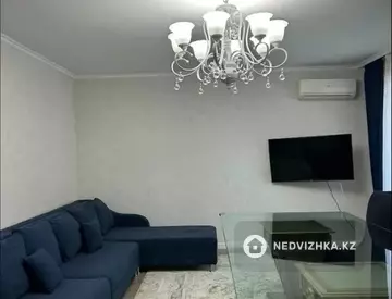 4-комнатная квартира, этаж 3 из 14, 142 м²
