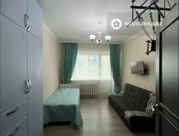 4-комнатная квартира, этаж 3 из 14, 142 м²