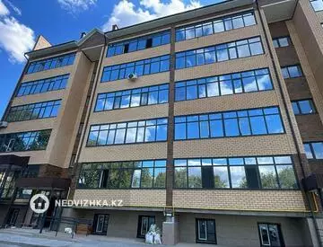 1-комнатная квартира, этаж 3 из 5, 39 м²