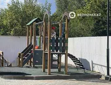 1-комнатная квартира, этаж 3 из 5, 39 м²