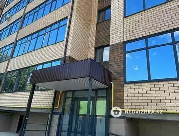 1-комнатная квартира, этаж 3 из 5, 39 м²