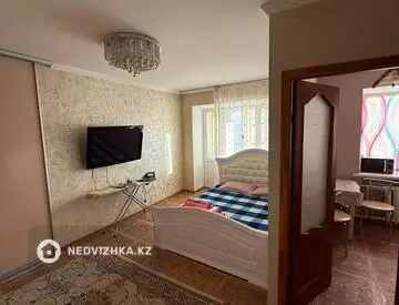 1-комнатная квартира, этаж 4 из 4, 30 м²