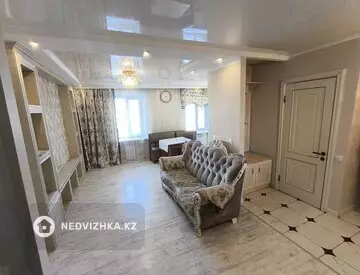 4-комнатная квартира, этаж 5 из 10, 70 м²