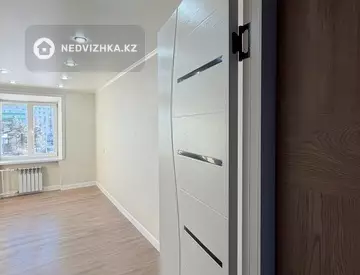 3-комнатная квартира, этаж 3 из 9, 54 м²