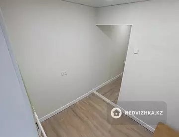 3-комнатная квартира, этаж 3 из 9, 54 м²