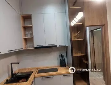 1-комнатная квартира, этаж 3 из 9, 47 м², на длительный срок