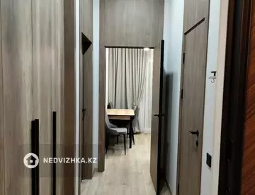 1-комнатная квартира, этаж 3 из 9, 47 м², на длительный срок