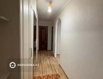 2-комнатная квартира, этаж 3 из 9, 50 м²