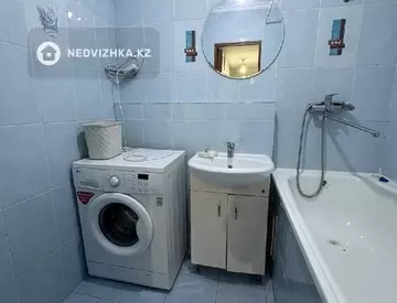 2-комнатная квартира, этаж 3 из 9, 50 м²