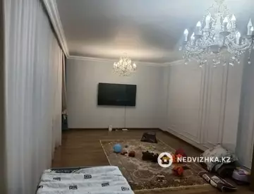 3-комнатная квартира, этаж 2 из 9, 100 м²