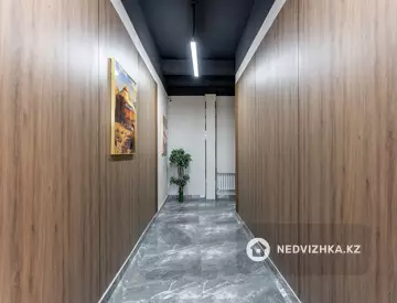 3-комнатная квартира, этаж 5 из 10, 106 м²