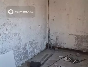 3-комнатная квартира, этаж 1 из 2, 53 м²