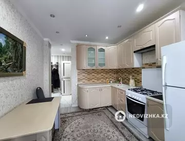 1-комнатная квартира, этаж 5 из 9, 42 м², на длительный срок