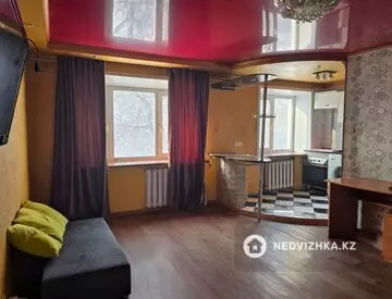 1-комнатная квартира, этаж 3 из 5, 32 м²