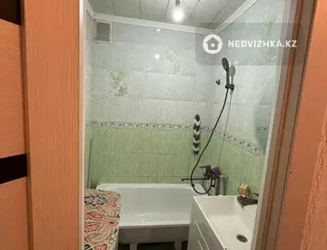 4-комнатная квартира, этаж 1 из 5, 89 м²