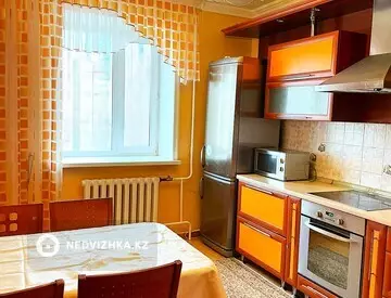 2-комнатная квартира, этаж 6 из 9, 83 м²