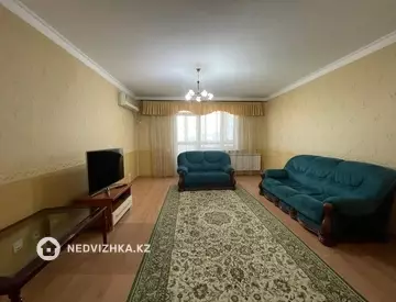 3-комнатная квартира, этаж 7 из 16, 121 м², на длительный срок