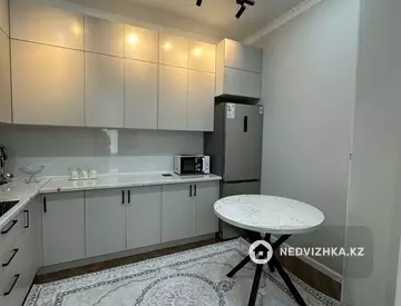 2-комнатная квартира, этаж 5 из 12, 57 м²
