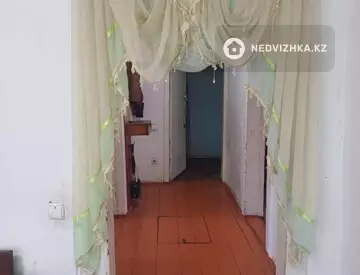 4-комнатная квартира, этаж 1 из 1, 52 м²