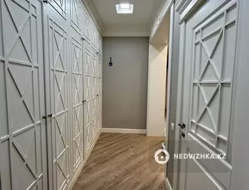 3-комнатная квартира, этаж 6 из 7, 90 м²