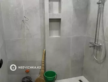 2-комнатная квартира, этаж 9 из 18, 40 м²