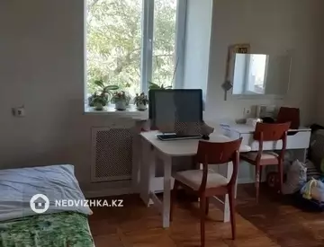 3-комнатная квартира, этаж 3 из 3, 62 м²