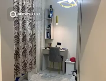 3-комнатная квартира, этаж 3 из 12, 67 м²