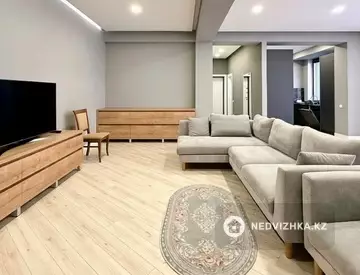 3-комнатная квартира, этаж 2 из 3, 100 м²