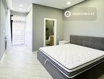 3-комнатная квартира, этаж 2 из 3, 100 м²