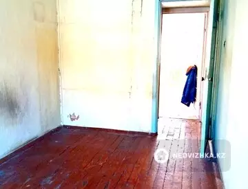 3-комнатная квартира, этаж 1 из 4, 60 м²