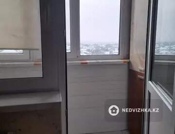 1-комнатная квартира, этаж 8 из 10, 38 м², на длительный срок