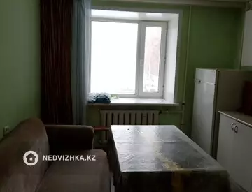 1-комнатная квартира, этаж 2 из 9, 38 м²