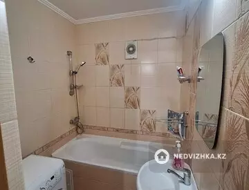 2-комнатная квартира, этаж 4 из 12, 51 м²