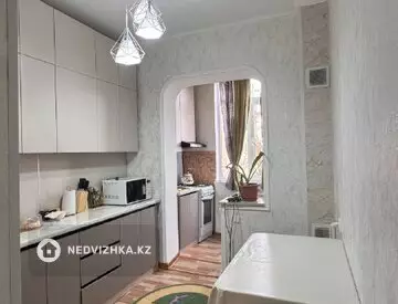 3-комнатная квартира, этаж 4 из 5, 66 м²