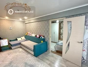 3-комнатная квартира, этаж 3 из 5, 56 м²