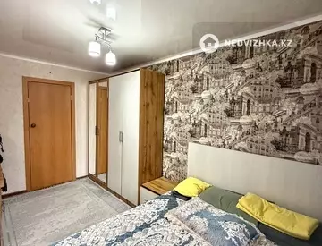 3-комнатная квартира, этаж 3 из 5, 56 м²