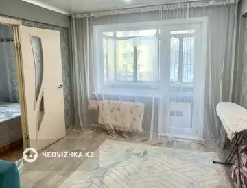 3-комнатная квартира, этаж 3 из 5, 56 м²