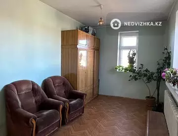 4-комнатный дом, 10 соток, 380 м²