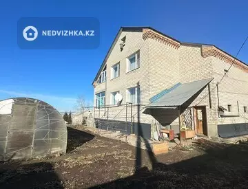 4-комнатный дом, 10 соток, 380 м²