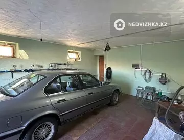 4-комнатный дом, 10 соток, 380 м²