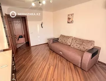 2-комнатная квартира, этаж 4 из 9, 50 м²