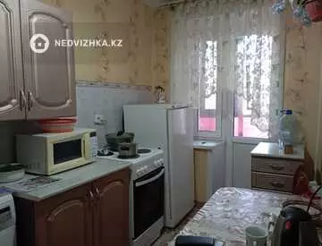 1-комнатная квартира, этаж 2 из 8, 30 м²