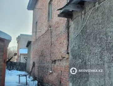 9-комнатный дом, 10 соток, 200 м²