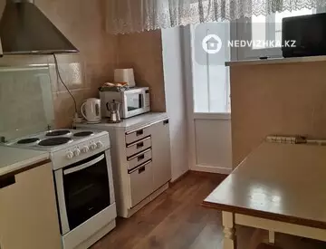 2-комнатная квартира, этаж 7 из 9, 52 м², на длительный срок